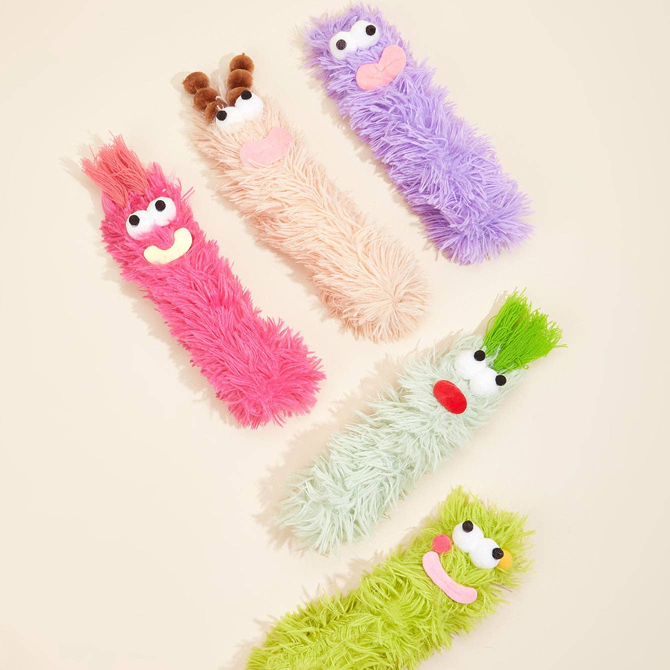 Moo - Fluffy Plush Caterpillar Cat Toy – Soft & Interactive Cheerhunting