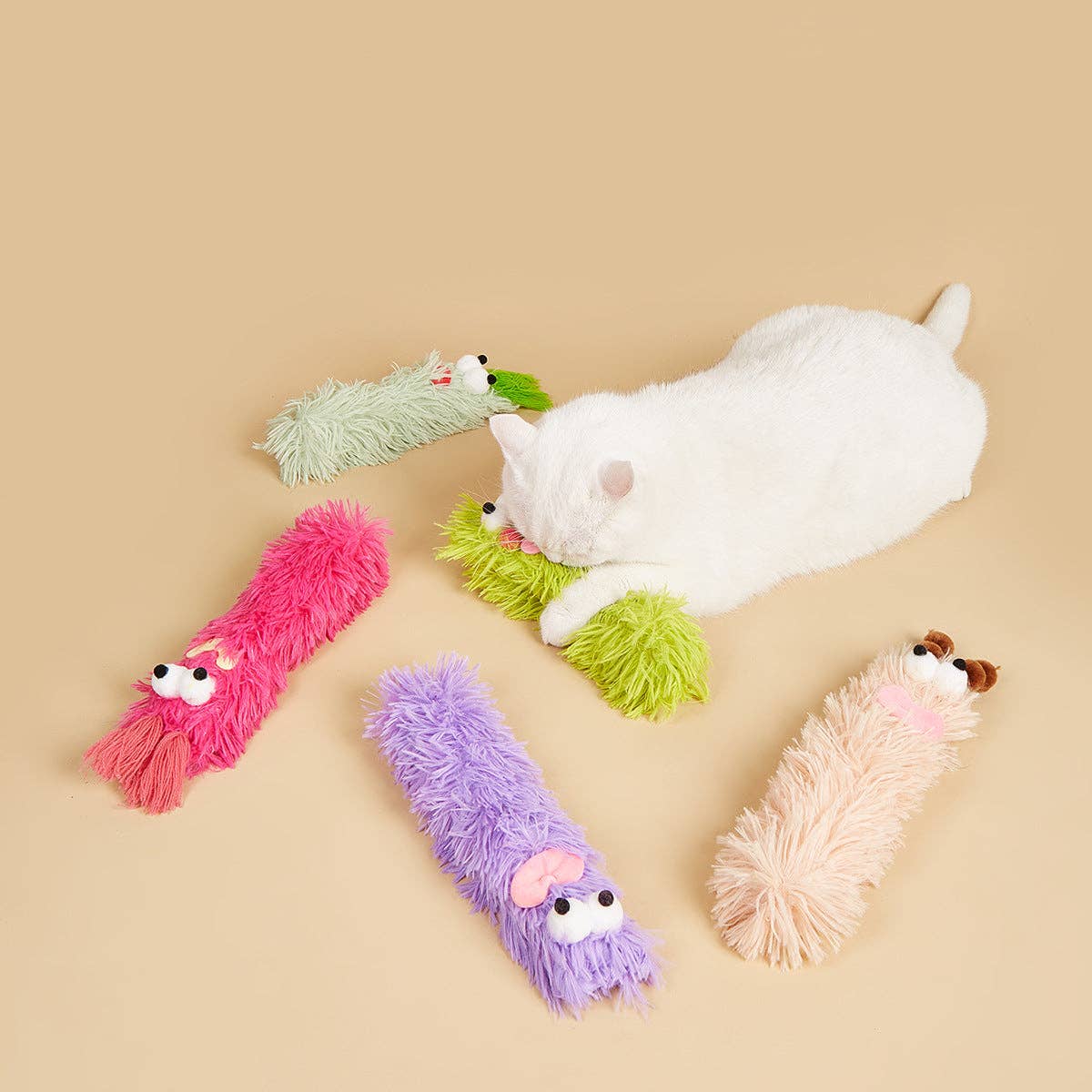 Moo - Fluffy Plush Caterpillar Cat Toy – Soft & Interactive Cheerhunting